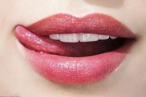 三寸舌,巧舌如簧的艺术与智慧