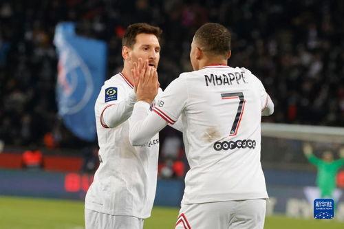 25-26赛季法甲第17轮全场回放：?巴黎圣日耳曼2-1巴黎FC,同城德比惊心动魄！